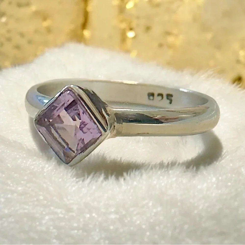 Amethyst Sterling Silver Ring (5)